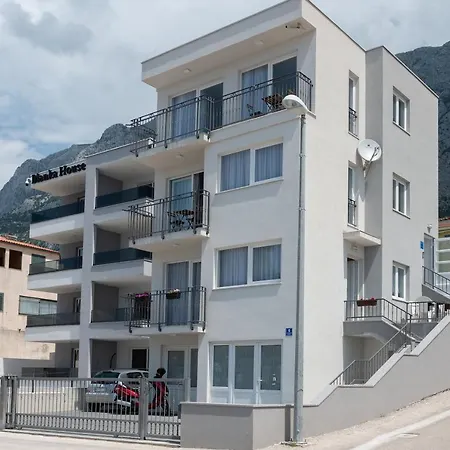 Jasna Makarska