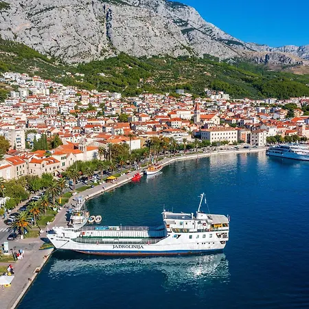 Jasna Makarska