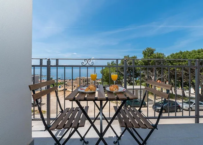 Jasna * Макарська