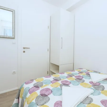 Jasna Lägenhet Makarska